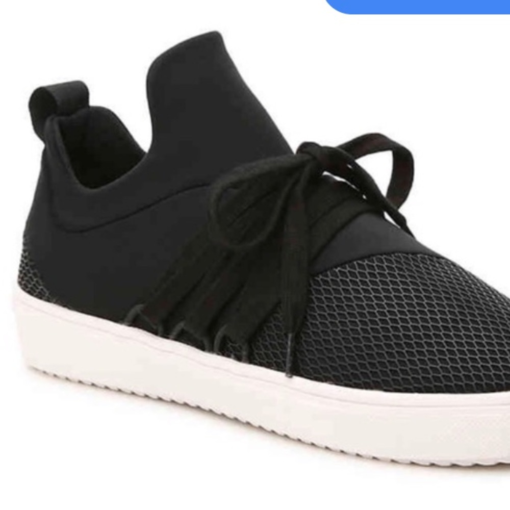 Steve madden sneakers